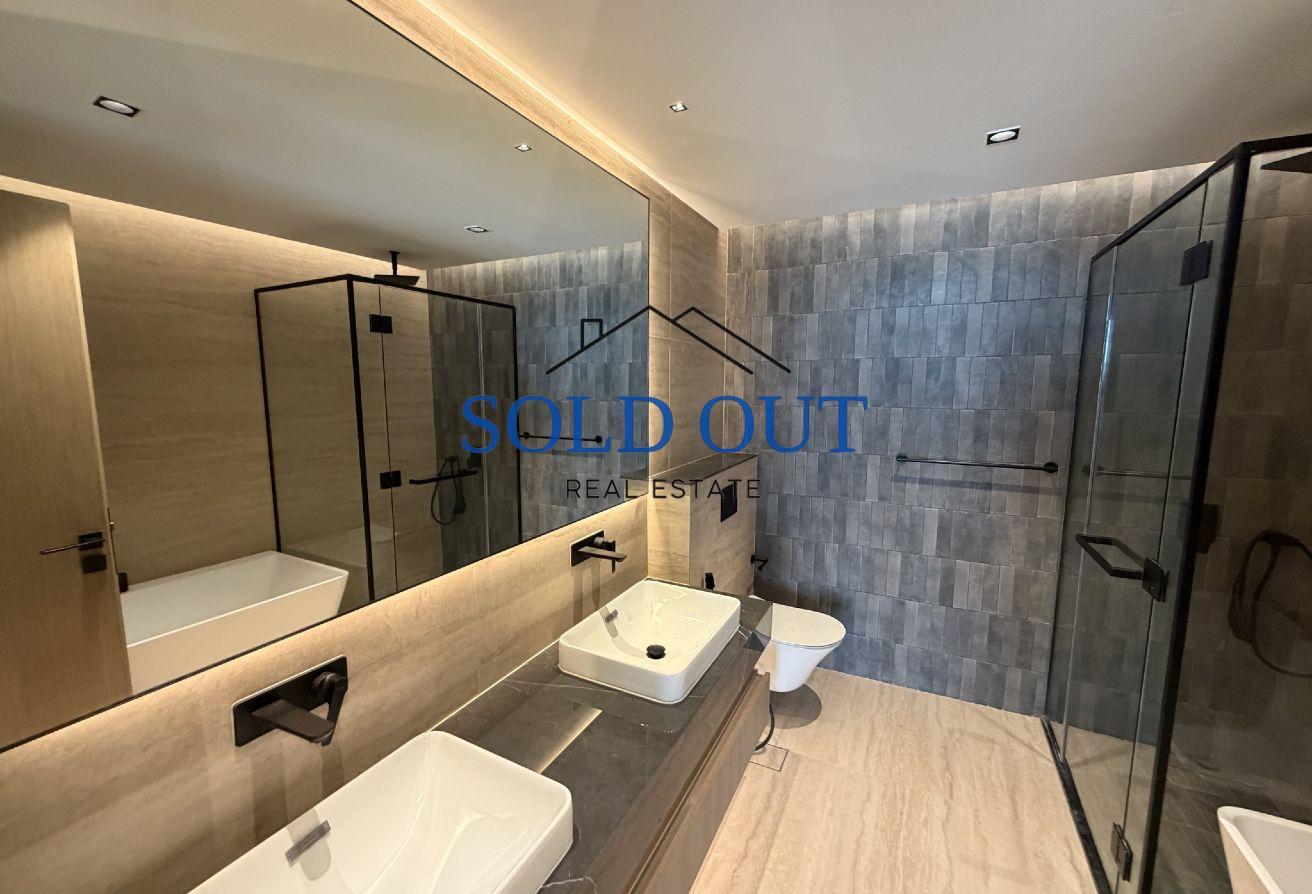 12 cheques | NEGOTIABLE | AGENTS WELCOME photo 5