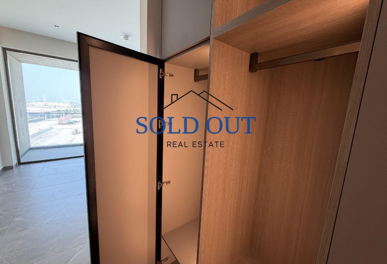12 cheques | NEGOTIABLE | AGENTS WELCOME photo 7
