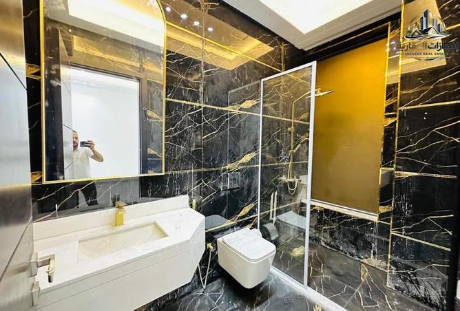 129761642 - Property Image 2