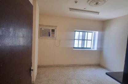 Apartment - 1 Bedroom - 1 Bathroom for rent in Bu Tina - Al Sharq - Sharjah Apartment - 1 Bedroom - 1 Bathroom for rent in Bu Tina - Al Sharq - Sharjah
