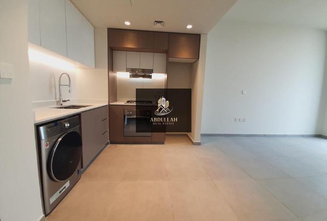 102833705 - Property Image 3