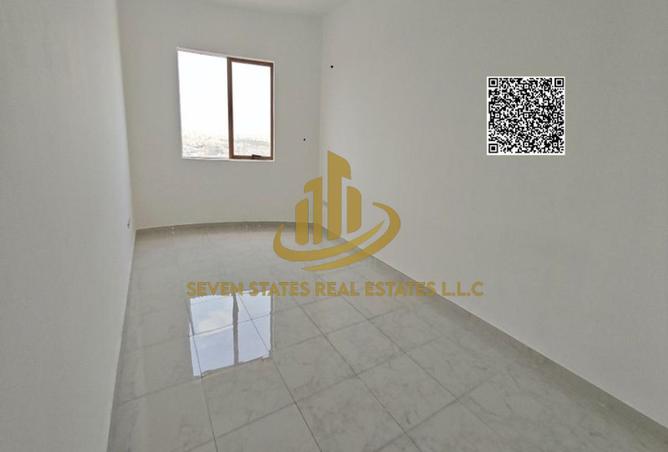 76163387 - Property Image 2