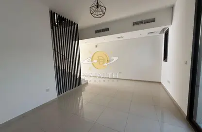 Townhouse - 2 Bedrooms - 3 Bathrooms for rent in Nasma Residence - Al Tai - Sharjah