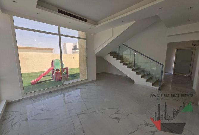 Modern 4BR Villa | Huge Plot | Ready to Move photo 2