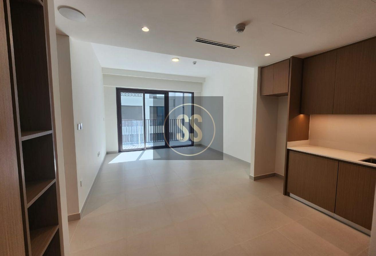 High Floor | Vacant | Community View Vida photo 5