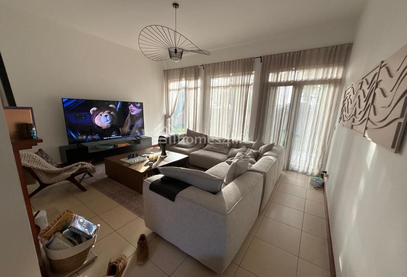 3 Bedroom Villa I Spacious I Well- Maintained photo 4