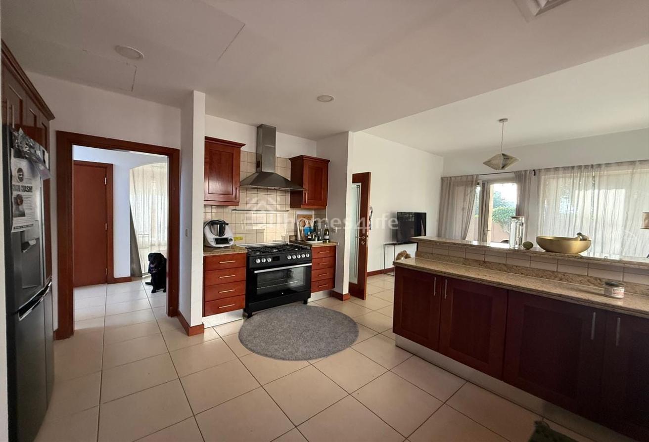 3 Bedroom Villa I Spacious I Well- Maintained photo 10