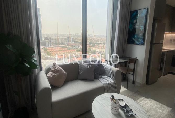 Furnished | Corner Unit | Modern photo 3
