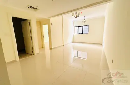 Apartment - 1 Bedroom - 2 Bathrooms for rent in Muwaileh 29 Building - Muwaileh - Sharjah