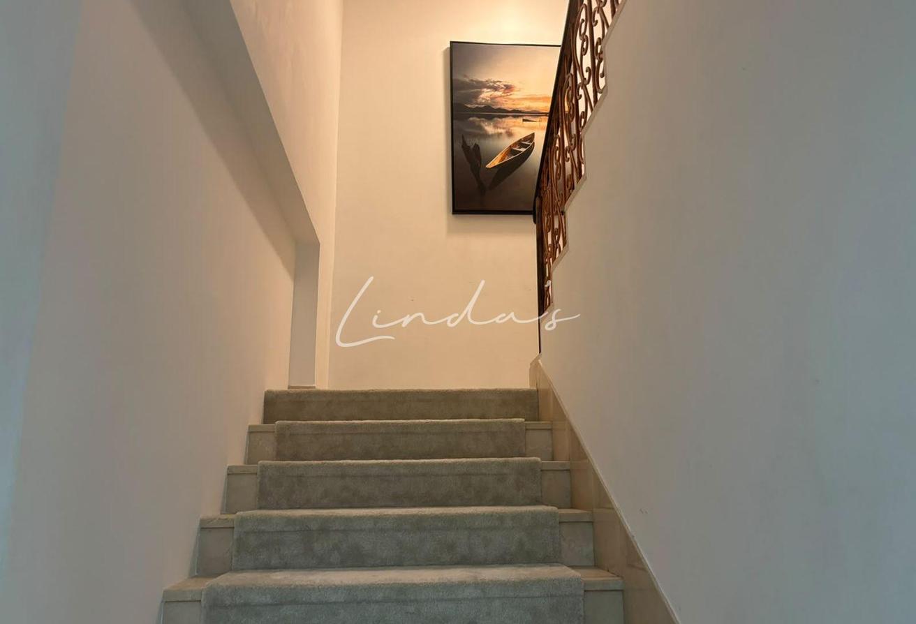 Ready To Move 4 bed | Fully furnished | Luxury photo 17