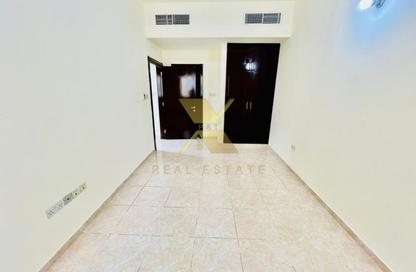 Apartment - 2 Bedrooms - 3 Bathrooms for rent in Shabiya 9 - Shabiya - Mussafah - Abu Dhabi