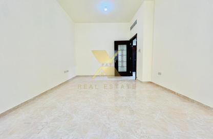 Apartment - 2 Bedrooms - 3 Bathrooms for rent in Shabiya 9 - Shabiya - Mussafah - Abu Dhabi