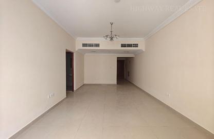 Apartment - 2 Bedrooms - 2 Bathrooms for rent in Muwaileh 29 Building - Muwaileh - Sharjah