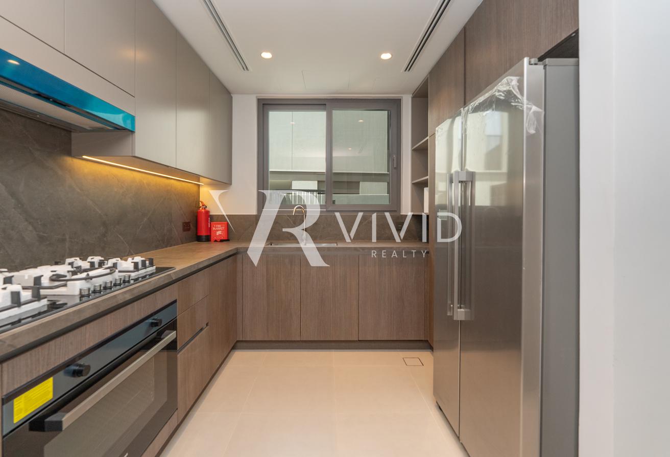 Kitchen and Laundry Appliances | Closed Kitchen photo 20