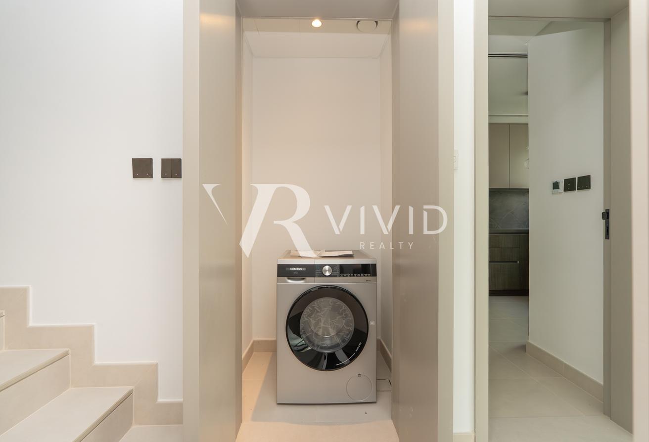 Kitchen and Laundry Appliances | Closed Kitchen photo 21