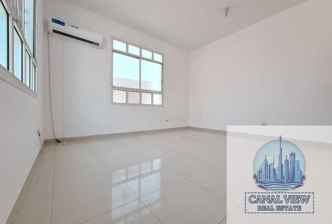 Spacious Huge 1BHK | Sep Kitchen  |Close to Safeer — photo 2