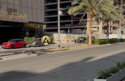 Retail - Studio - 1 for rent in Binghatti Phantom - District 17 - Jumeirah Village Circle - Dubai