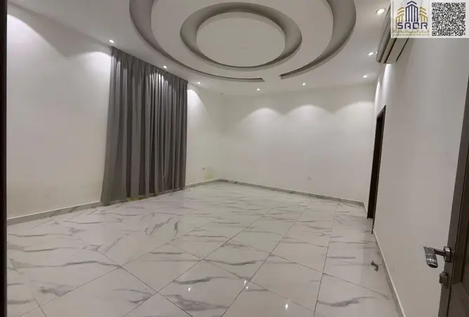 132067420 - Property Image 2