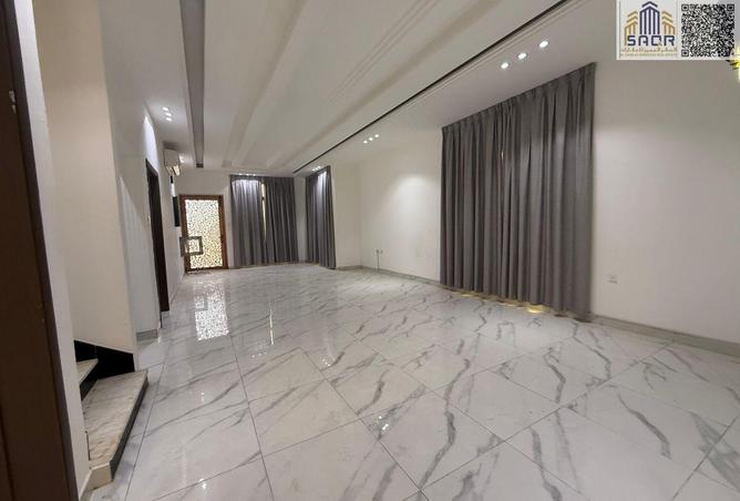 132067420 - Property Image 3