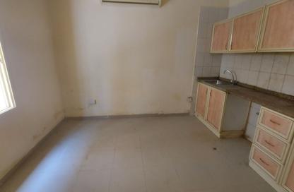 Apartment - Studio - 1 for rent in Fire Station Road - Muwaileh - Sharjah Apartment - Studio - 1 for rent in Fire Station Road - Muwaileh - Sharjah