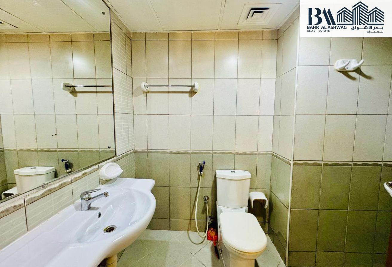 Spacious 3B/R+Maidroom Villa In Abu Hail Diera photo 7