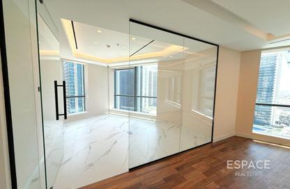 Office Space - Studio - 1 Bathroom for rent in The Regal Tower - Business Bay - Dubai