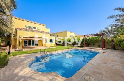 Villa - 4 - 5 for sale in District 3 - Jumeirah Park - Dubai Villa - 4 - 5 for sale in District 3 - Jumeirah Park - Dubai