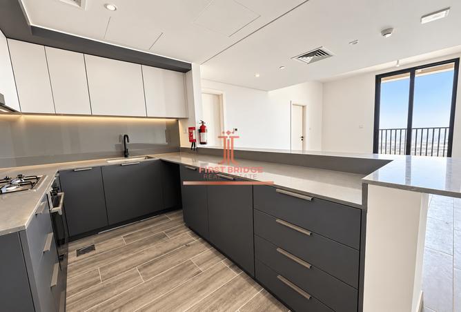 COMMUNITY LIVING | HIGH FLOOR | GARDEN-SUNSET VIEW