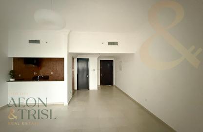 Apartment - Studio - 1 for rent in Lakeshore Tower 1 - JLT Cluster Y - Jumeirah Lake Towers - Dubai