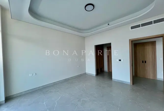 123834975 - Property Image 3