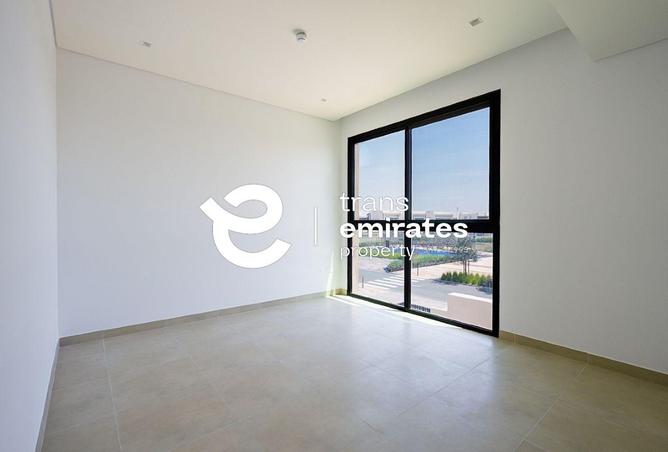 3BR Townhouse | Vacant | Double Row | Maid's Room — photo 3