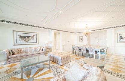 Apartment - 2 Bedrooms - 3 Bathrooms for sale in Palazzo Versace - Culture Village - Dubai