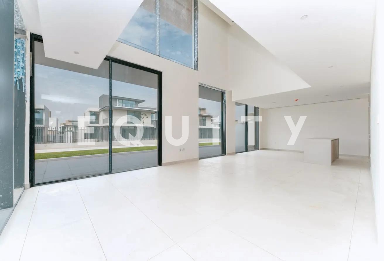Luxury Standalone | 4BR+Maid's | Huge Plot photo 2