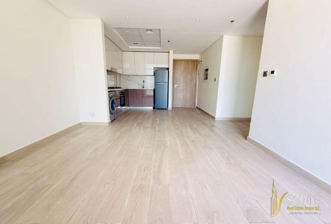Spacious | Multiple Cheques | Chiller free