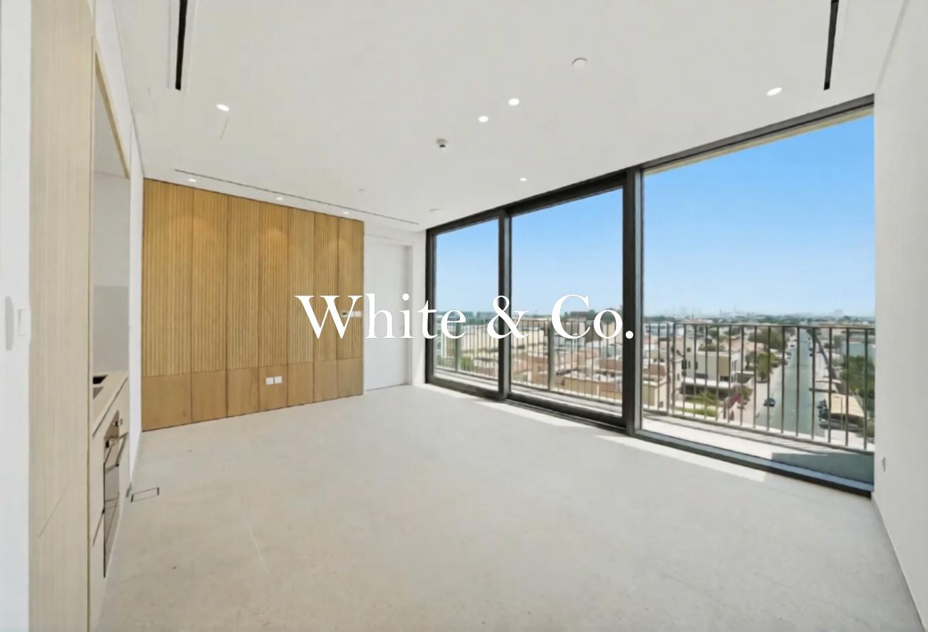UNFURNISHED | UNOBSTRUCTED VIEWS | RARE photo 9