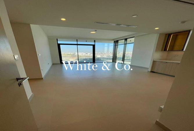 56959917 - Property Image 2