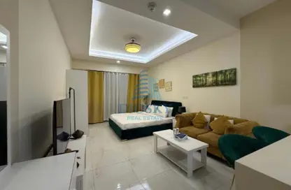 Apartment - 1 Bathroom for rent in Dar Al Jawhara - District 13 - Jumeirah Village Circle - Dubai Apartment - 1 Bathroom for rent in Dar Al Jawhara - District 13 - Jumeirah Village Circle - Dubai