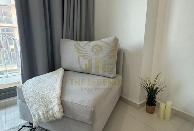 70290735 - صورة العقار 3