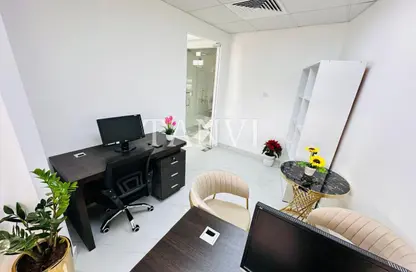 مكتب - غرفة نوم - 1 حمام للايجار في ريم ريزدنسي - الكرامة - دبي
