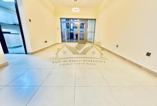 73849494 - Property Image 3