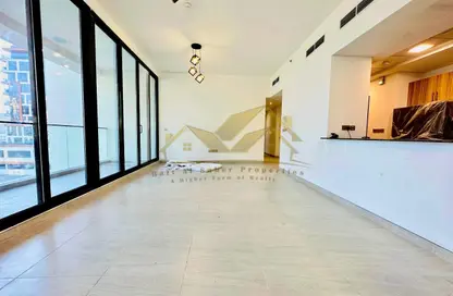 Apartment - 2 Bedrooms - 3 Bathrooms for rent in Al Awadhi Res 2 - Al Satwa - Dubai