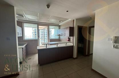 Apartment - 1 Bedroom - 2 Bathrooms for sale in Sulafa Tower - Dubai Marina - Dubai