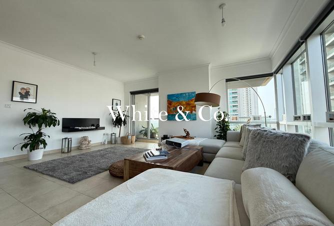 76961761 - Property Main Image