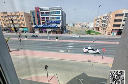 شقة - 2 غرف نوم - 3 حمامات للايجار في 2  الروضة - الروضة - عجمان