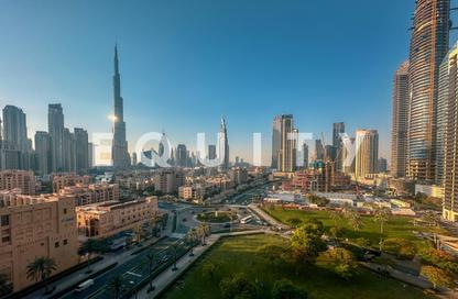 Apartment - 2 Bedrooms - 3 Bathrooms for sale in South Ridge 1 - South Ridge - Downtown Dubai - Dubai