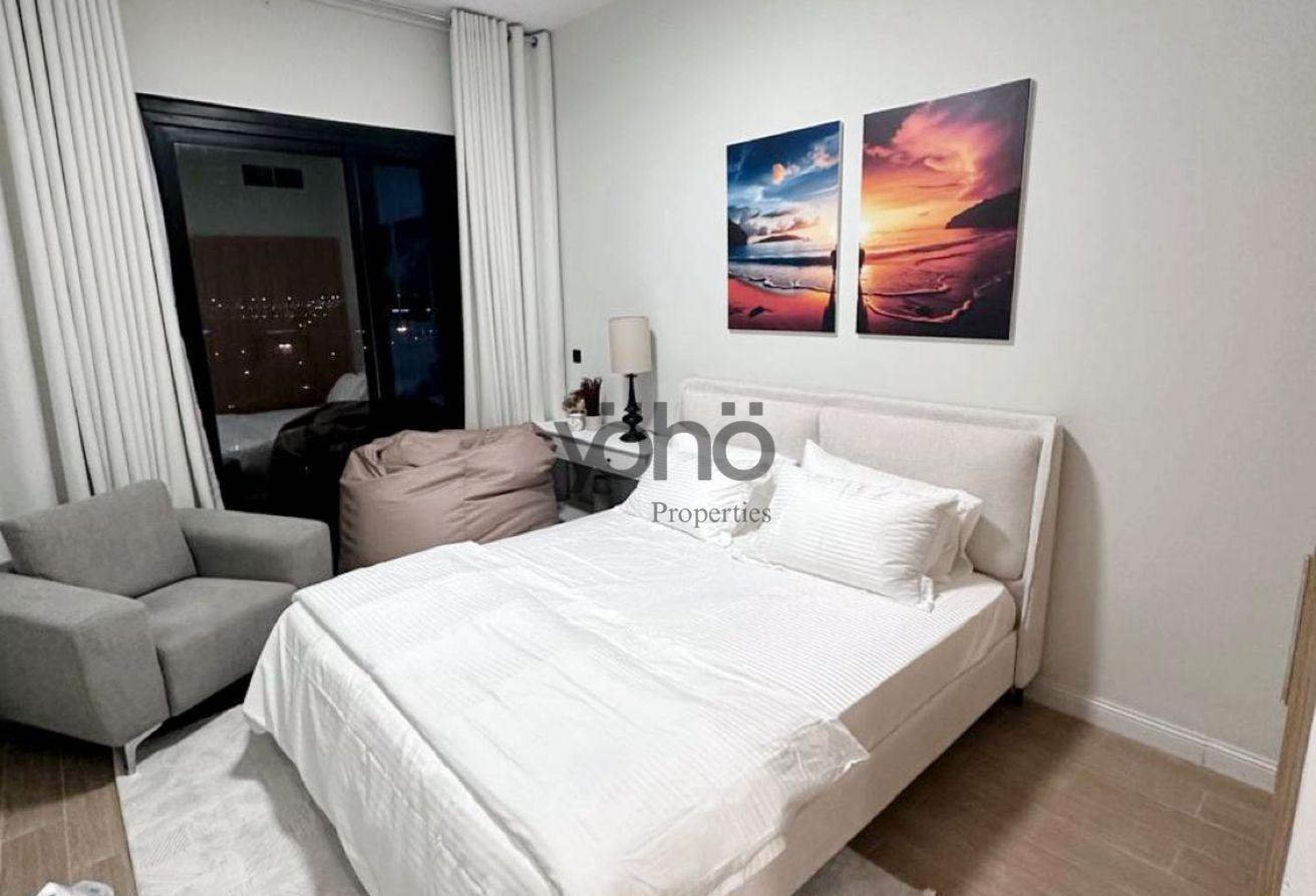 FULLY FURNISHED | VACANT | NEAR METRO photo 6