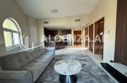Apartment - 1 Bedroom - 2 Bathrooms for rent in Al Jazi 2 - Madinat Jumeirah Living - Umm Suqeim - Dubai
