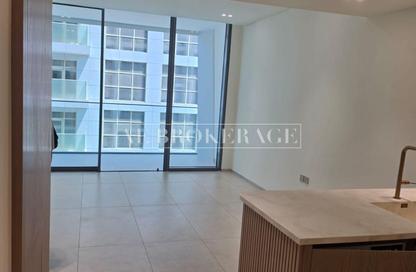 Apartment - 1 - 2 for rent in Binghatti Ivory - Dubai Healthcare City 2 - Al Jaddaf - Dubai