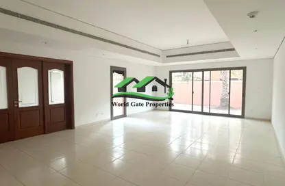 فيلا - 4 غرف نوم - 5 حمامات للبيع في قرية المانجروف - ربدان - أبوظبي