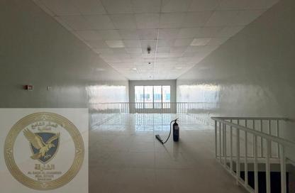 Shop - Studio - 1 Bathroom for rent in Industrial Building 13 - Industrial Area 13 - Sharjah Industrial Area - Sharjah